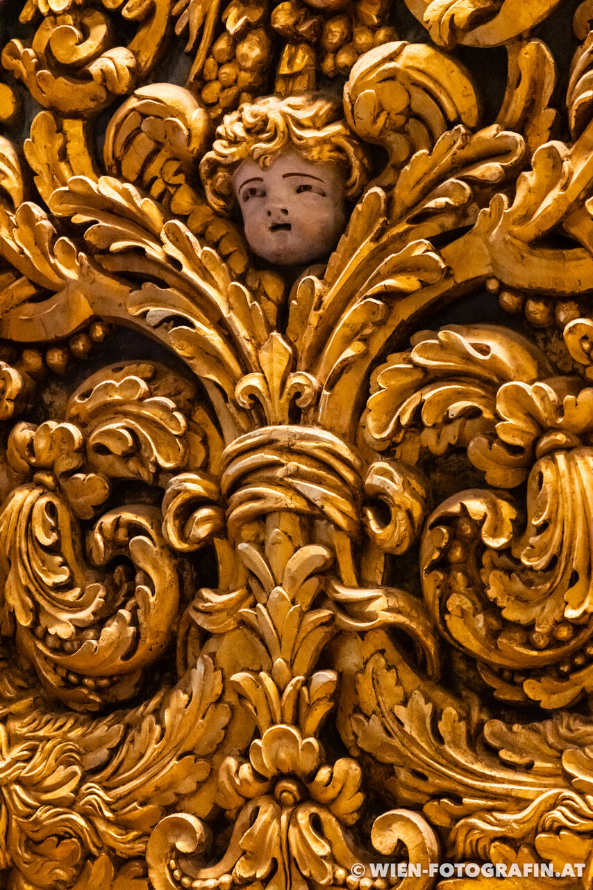 Detail der Wandverzierungen