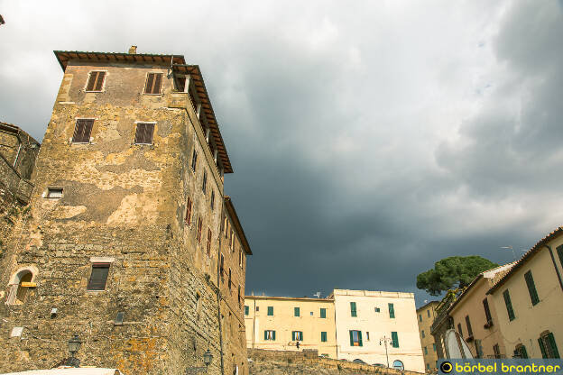 Pitigliano