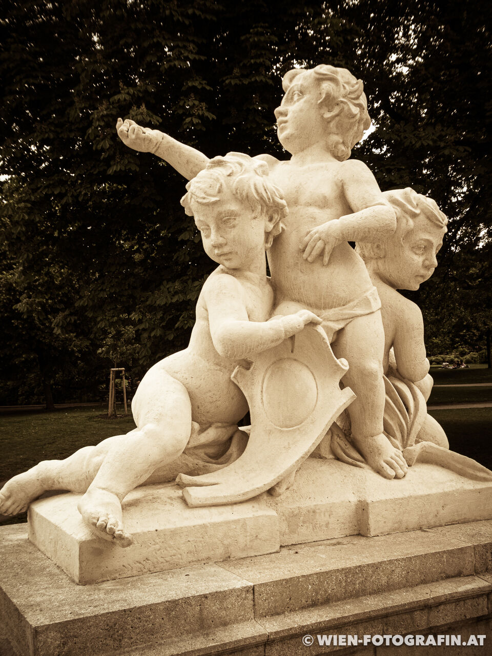 Putten im Burggarten