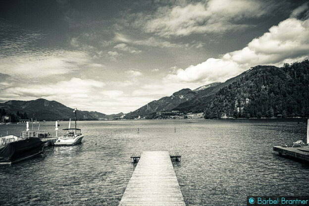 Blick von der Seepromenade in Strobl auf den See