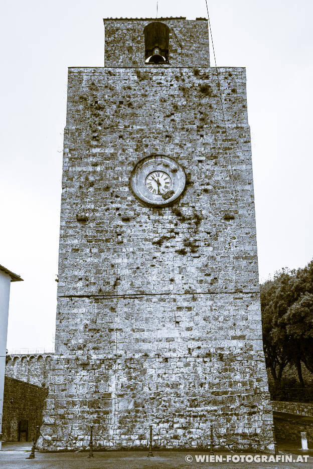 Torre de Candeliere (Uhrturm)