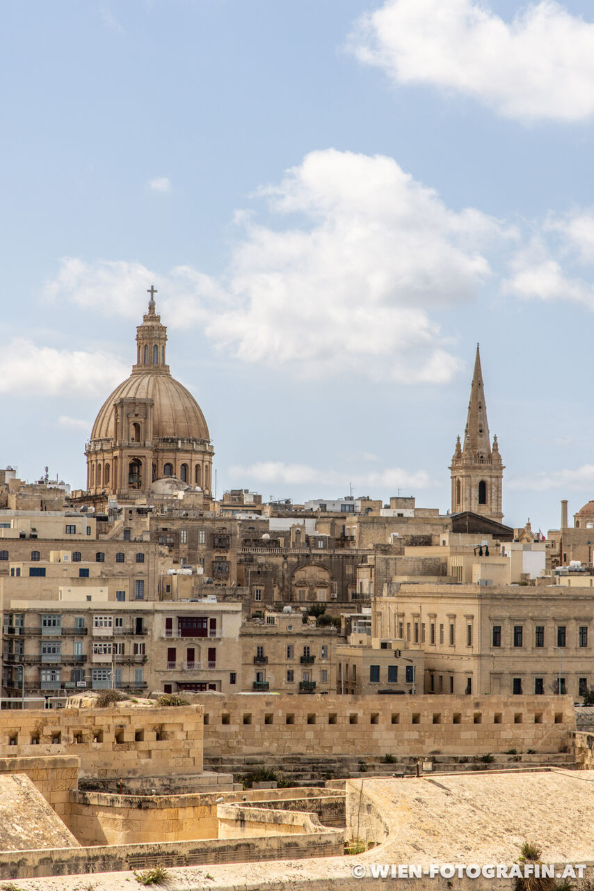 Karmelitenkirche und St. Paul's-Pro-Catheadral